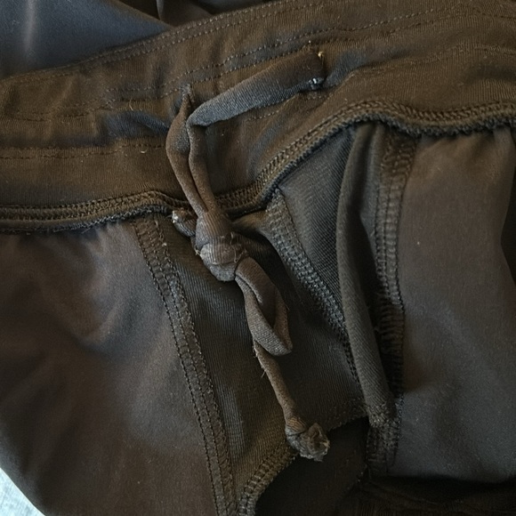 Lululemon Mens Medium 11” Linerless Short all Black - Picture 3 of 4